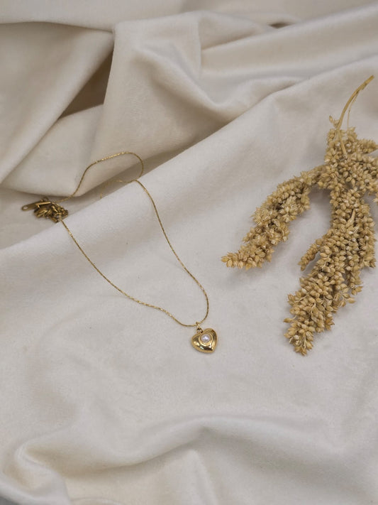 Anti-Tarnish Gold Heart Pendant Necklace with Pearl Accent